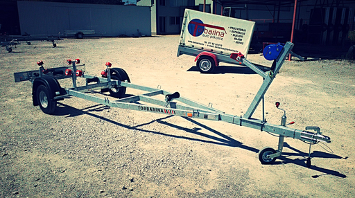 [017] Brodska prikolica Prima 750 RF